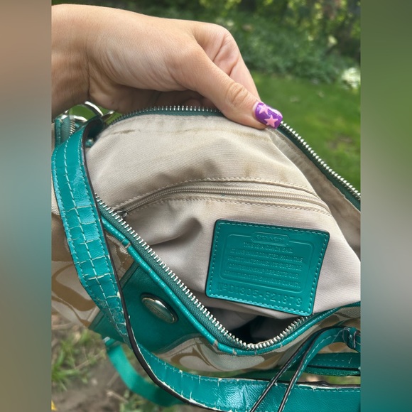 Coach Signature Stripe Convertible Hobo Bag F21873 in Light Khaki Bright Jade - Picture 13 of 16